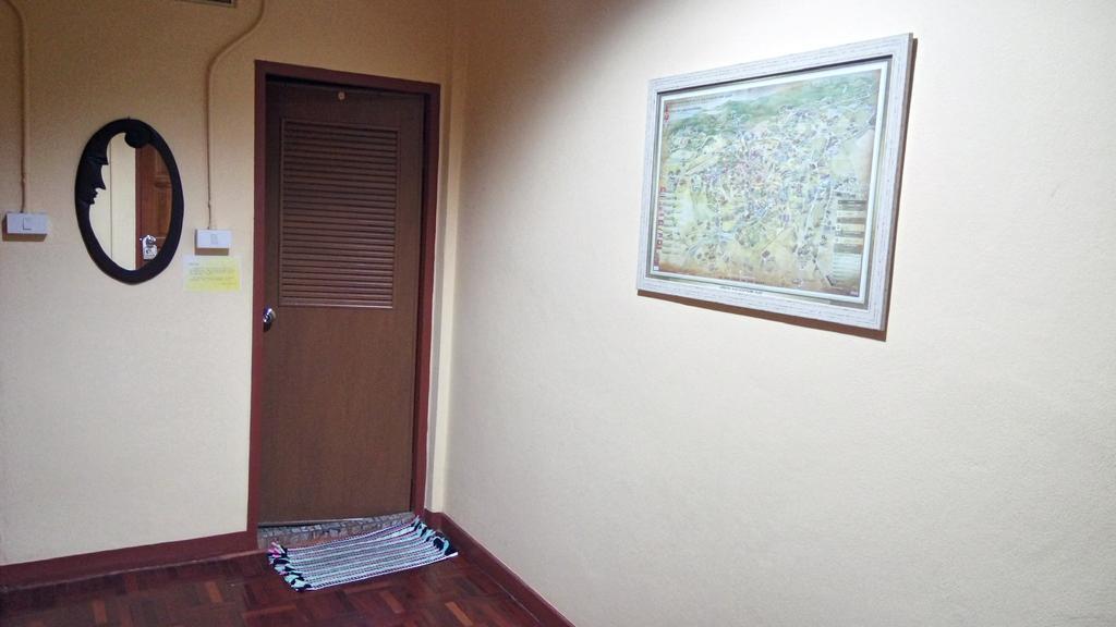 Pm Guesthouse Chiang Mai Exteriör bild